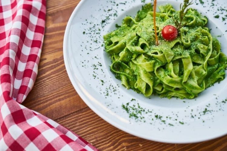 Fresh Pesto Sauce alla Genovese